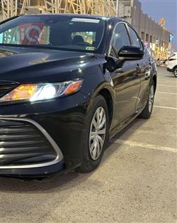 تۆیۆتا کامری